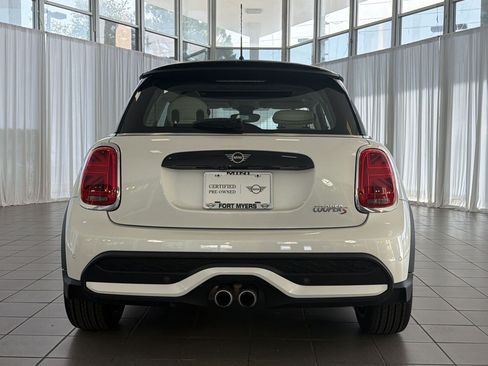 Certified 2024 MINI Cooper S w/ Signature Upholstery Package FWD image 10