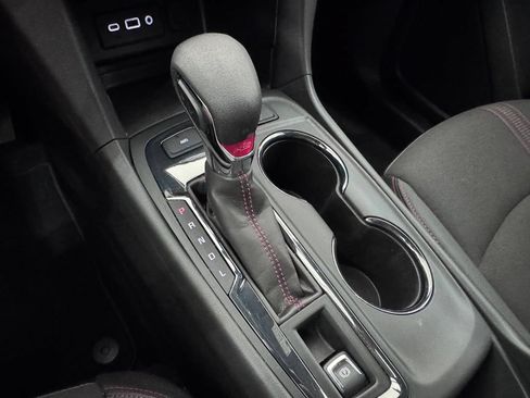Certified 2024 Chevrolet Equinox RS AWD/4WD image 23