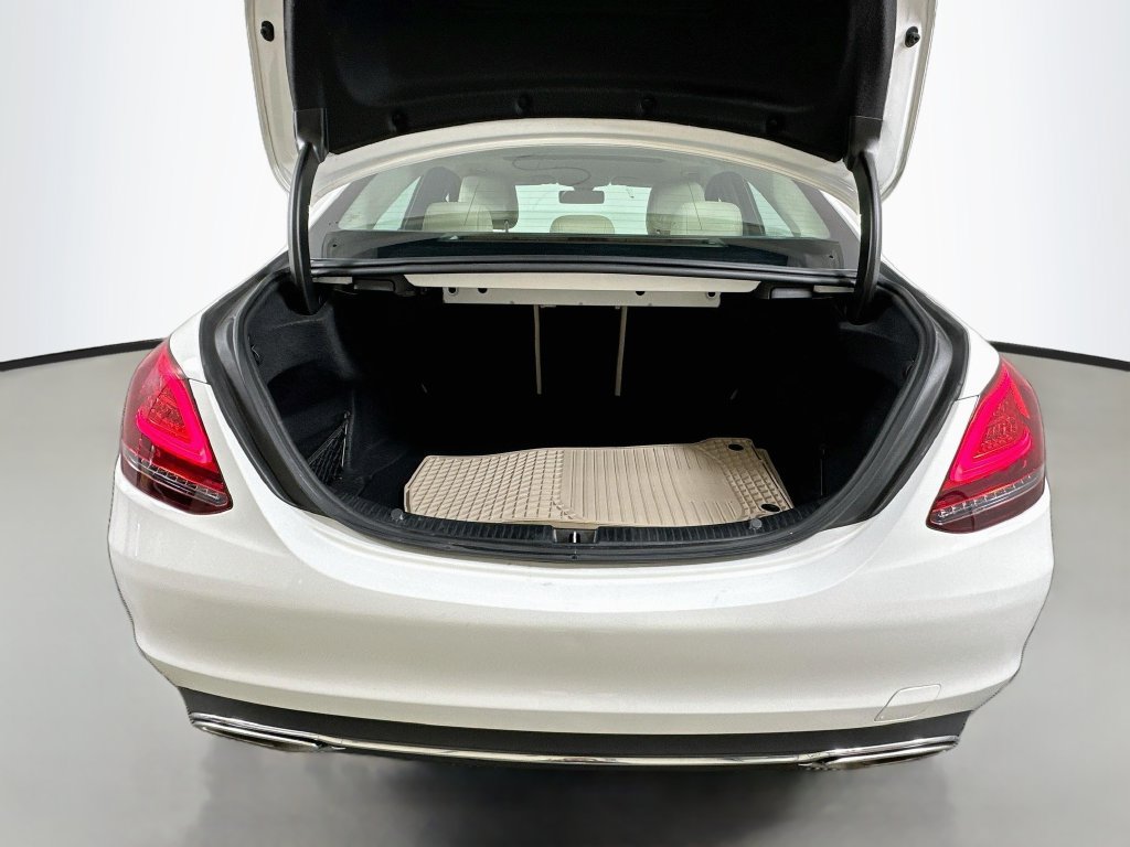 Used 2021 Mercedes-Benz C 300 4MATIC Sedan image 25