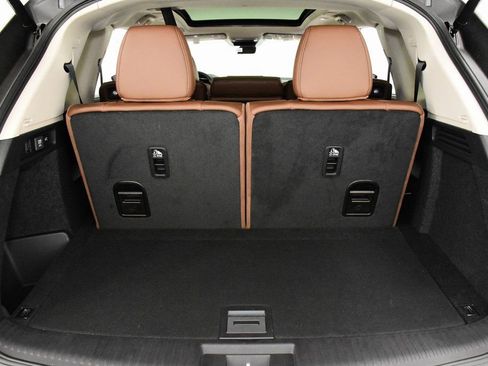 Used 2025 Acura MDX w/ Technology Package image 36