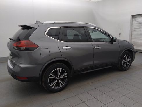 Used 2020 Nissan Rogue SV w/ Sun & Sound Touring Package AWD/4WD image 10