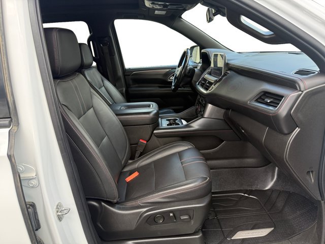 Used 2021 Chevrolet Suburban RST w/ Luxury Package AWD/4WD image 12