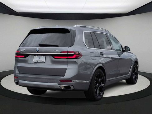 Used 2026 BMW X7 xDrive40i AWD/4WD image 8