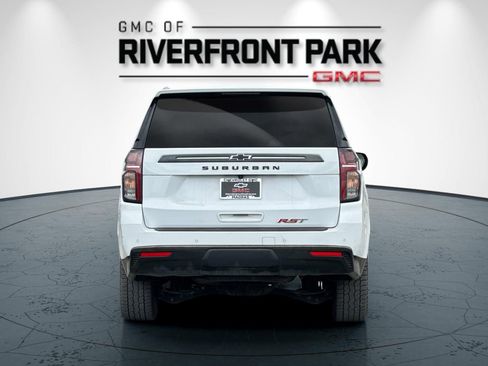 Used 2021 Chevrolet Suburban RST AWD/4WD image 4