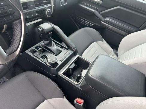 Used 2025 Toyota Tacoma TRD Sport image 20