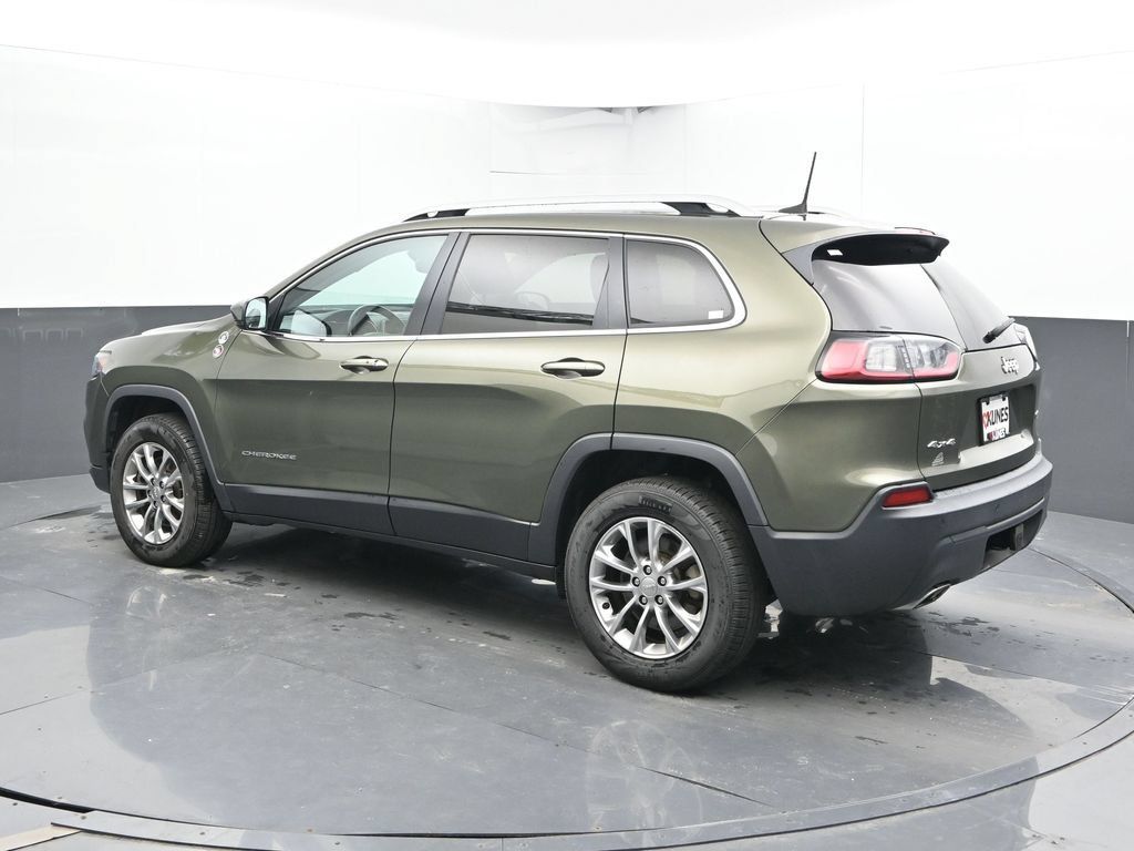 Used 2019 Jeep Cherokee Latitude Plus w/ Comfort/Convenience Group AWD/4WD image 10