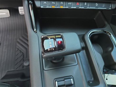 Certified 2025 GMC Sierra 1500 AT4 w/ AT4 Premium Package image 24