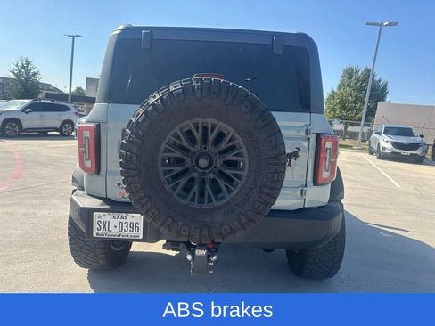 Used 2023 Ford Bronco Wildtrak AWD/4WD image 9