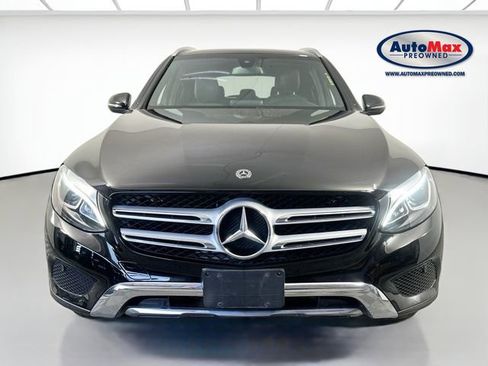 Used 2019 Mercedes-Benz GLC 350e 4MATIC image 7