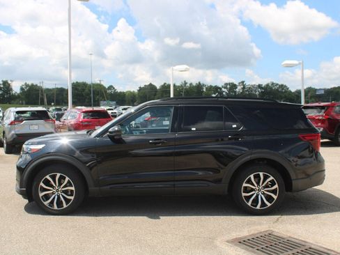 Used 2020 Ford Explorer ST w/ Premium Technology Package image 13