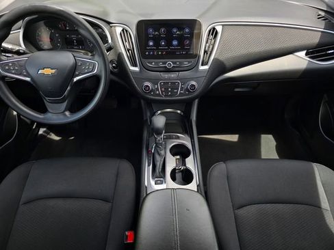 Used 2024 Chevrolet Malibu LT FWD image 12