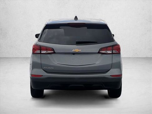 Used 2023 Chevrolet Equinox LS w/ LS Convenience Package FWD image 7