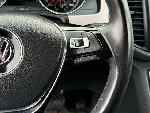 Used 2019 Volkswagen Atlas SE w/ Towing Package image 16