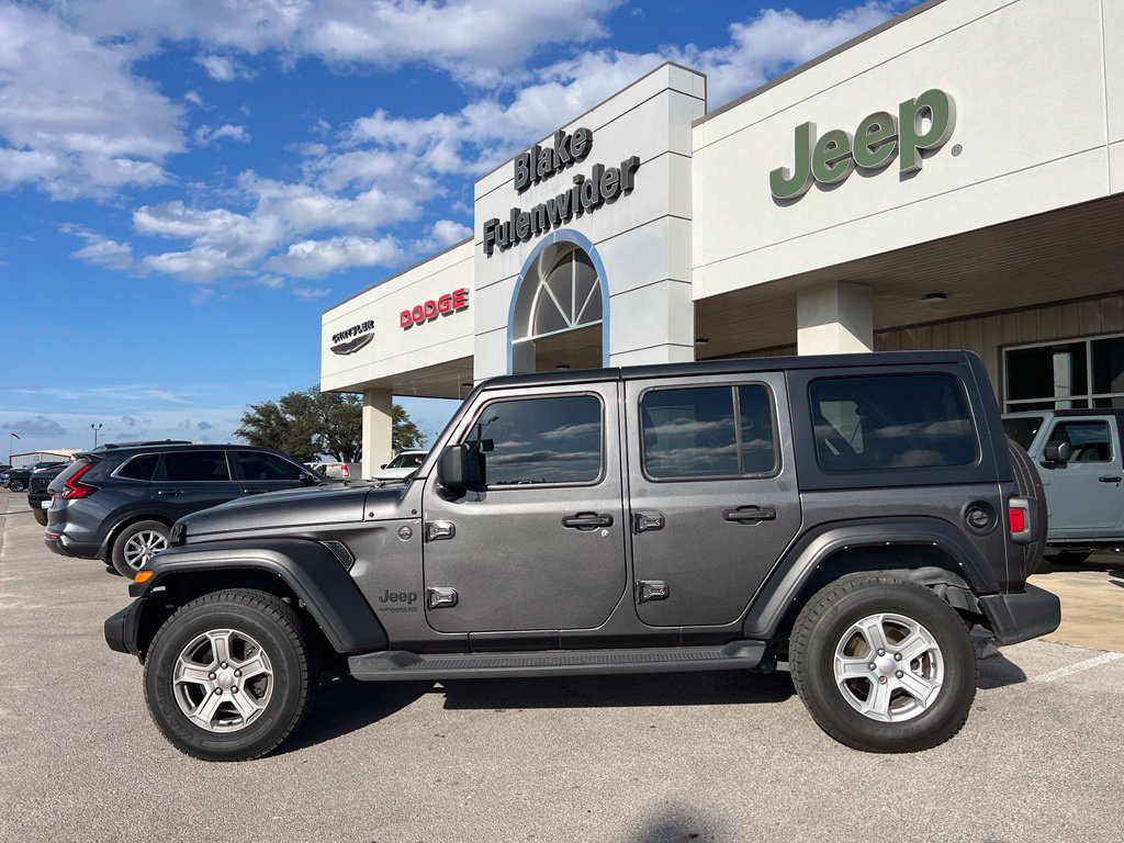 Used 2022 Jeep Wrangler Unlimited Sport AWD/4WD image 2