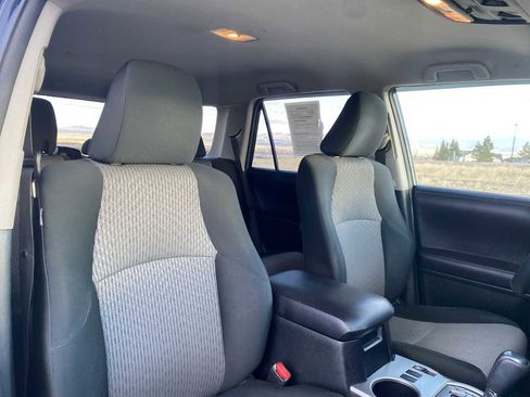 Used 2019 Toyota 4Runner SR5 image 18