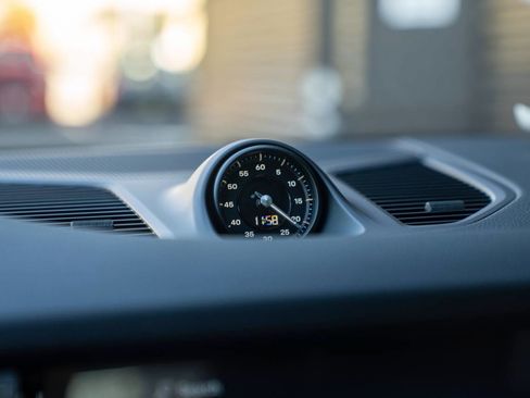 New 2026 Porsche Cayenne Base image 19