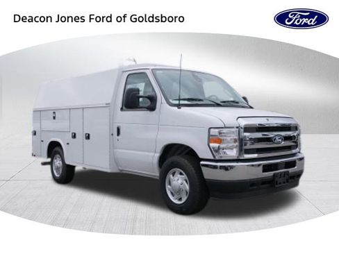 New 2026 Ford E-350 and Econoline 350 Super Duty w/ Power Equipment Group image 1