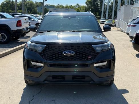 Used 2020 Ford Explorer ST w/ ST Street Pack AWD/4WD image 3