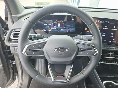 New 2027 Chevrolet Traverse Z71 w/ Driver Confidence Package AWD/4WD image 21