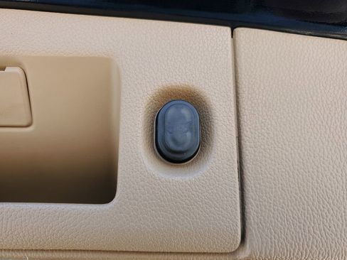 Used 2018 Cadillac Escalade ESV Platinum image 35