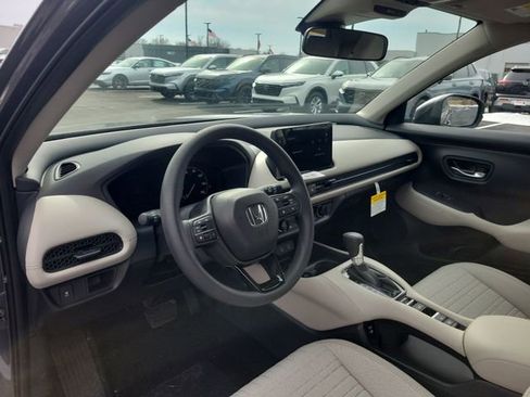 New 2026 Honda HR-V LX image 18