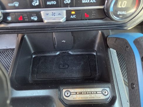 Used 2023 Ford Bronco Wildtrak AWD/4WD image 19