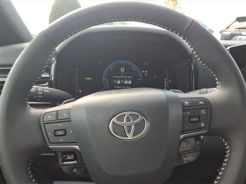 New 2026 Toyota Camry SE image 17