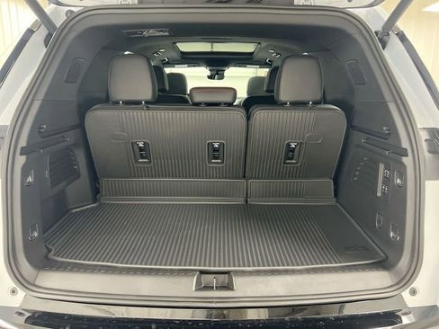 New 2026 Chevrolet Traverse RS w/ LPO, Floor Liner Package AWD/4WD image 26