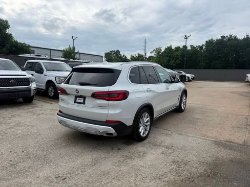Used 2023 BMW X5 xDrive45e w/ Executive Package AWD/4WD image 5