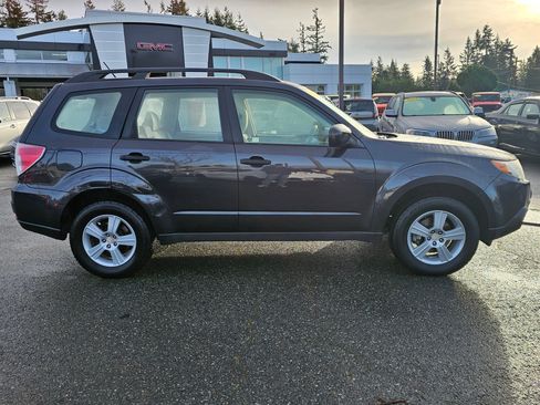 Used 2011 Subaru Forester 2.5X w/ Alloy Wheel Value Pkg image 8