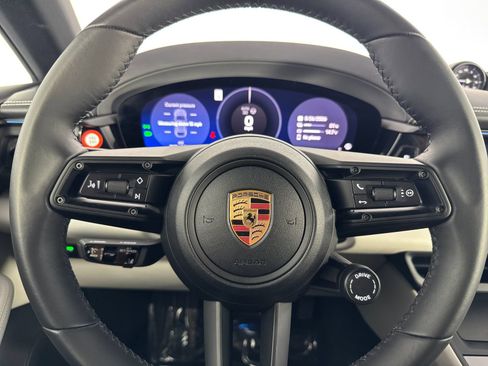 Certified 2024 Porsche Macan 4 Electric image 28