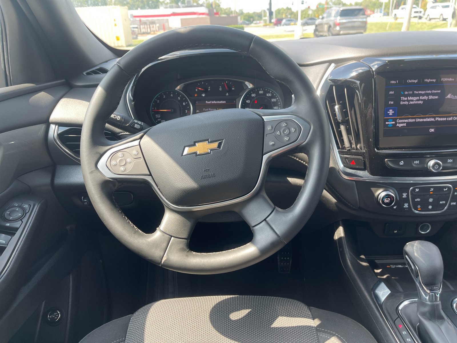 Used 2023 Chevrolet Traverse LT FWD image 15