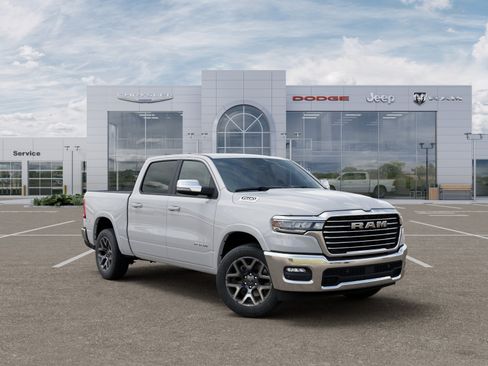New 2026 RAM 1500 Laramie AWD/4WD image 31