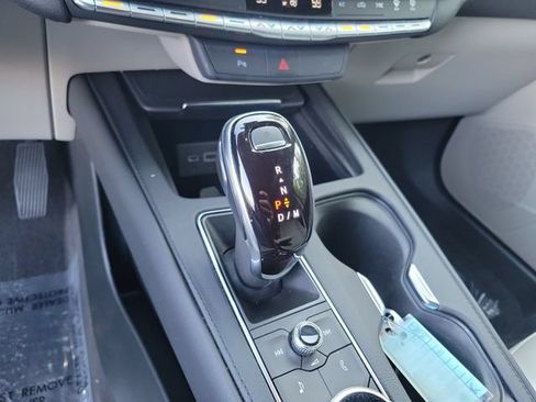 Used 2022 Cadillac XT4 Luxury FWD image 32