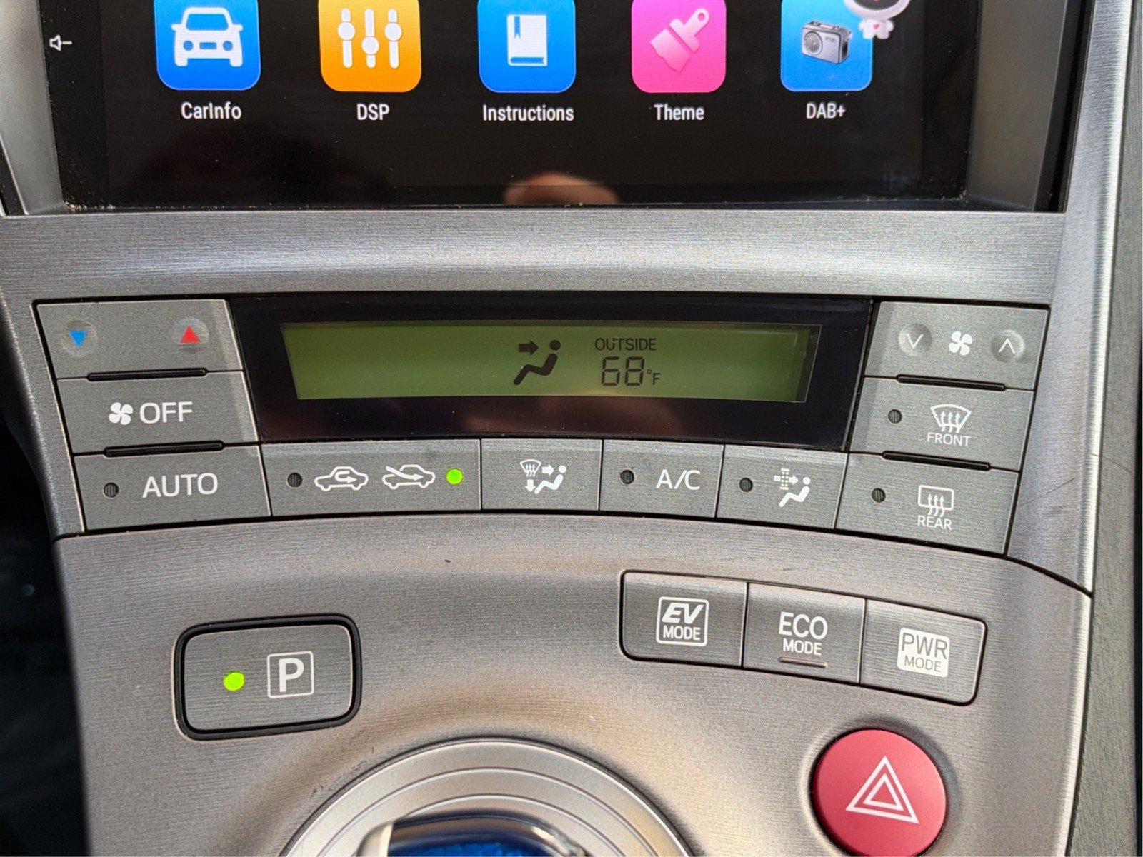Used 2015 Toyota Prius Two FWD image 17