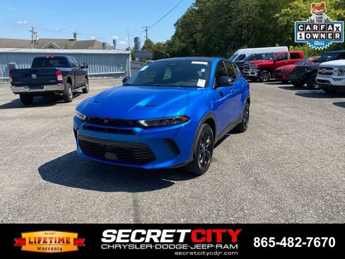 Used 2024 Dodge Hornet R/T Plus w/ R/T Blacktop Package AWD/4WD image 1
