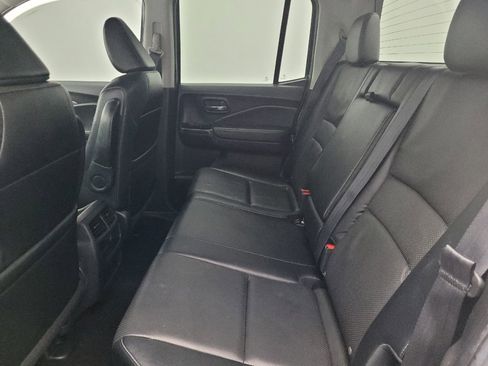 Used 2017 Honda Ridgeline RTL-T image 18