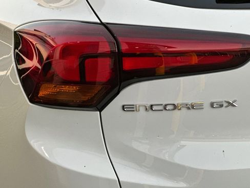 Used 2024 Buick Encore GX Preferred image 37