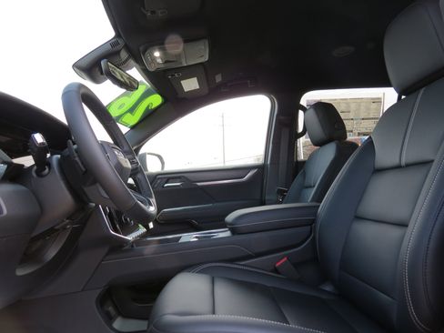 New 2026 GMC Acadia Elevation w/ Elevation Premium Package image 43