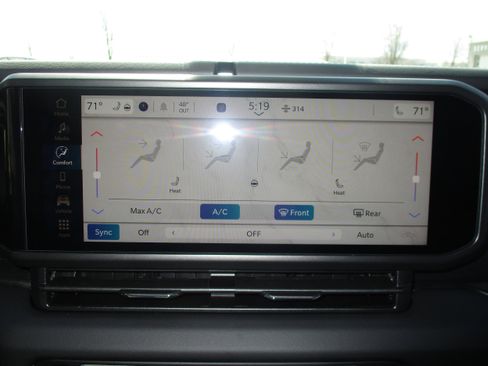 New 2026 Jeep Gladiator Sport image 22