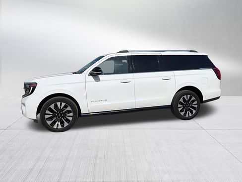 Certified 2025 Ford Expedition Max Platinum w/ Driver's Package AWD/4WD image 11