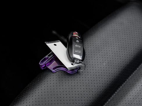 Used 2019 Porsche 718 Cayman S RWD image 58
