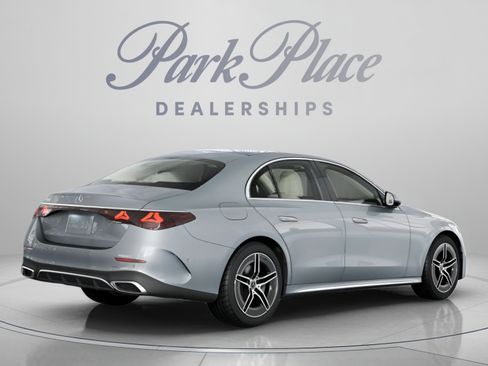 Used 2026 Mercedes-Benz E 350 Sedan image 19