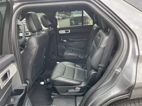 Used 2023 Ford Explorer ST w/ Equipment Group 401A AWD/4WD image 8