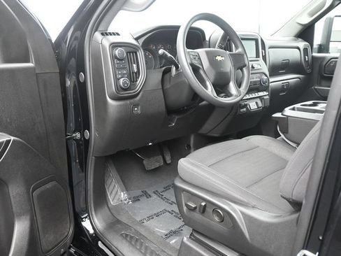 Used 2025 Chevrolet Silverado 2500 Custom w/ Custom Value Package AWD/4WD image 11