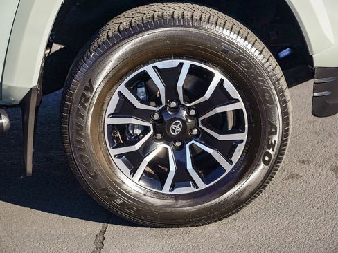 Certified 2023 Toyota Tacoma TRD Sport image 9