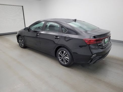 Used 2024 Kia Forte LXS w/ LXS Technology Package FWD image 3