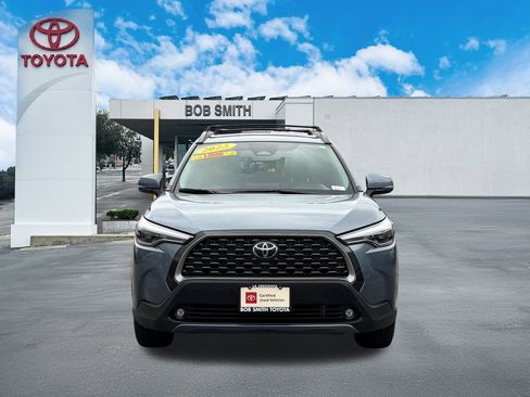 Certified 2023 Toyota Corolla Cross XLE image 2
