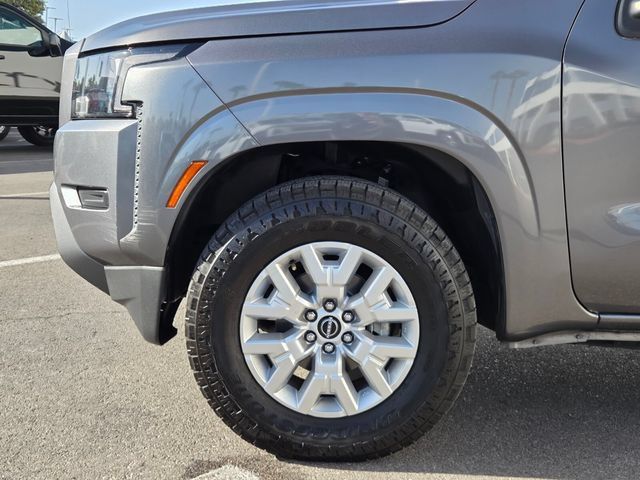 Used 2022 Nissan Frontier SV AWD/4WD image 9