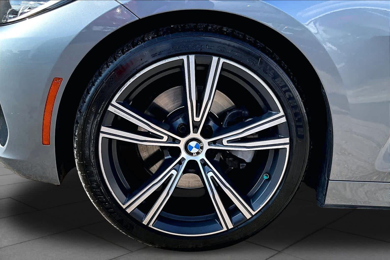 Used 2021 BMW 430i Coupe w/ Convenience Package RWD image 13